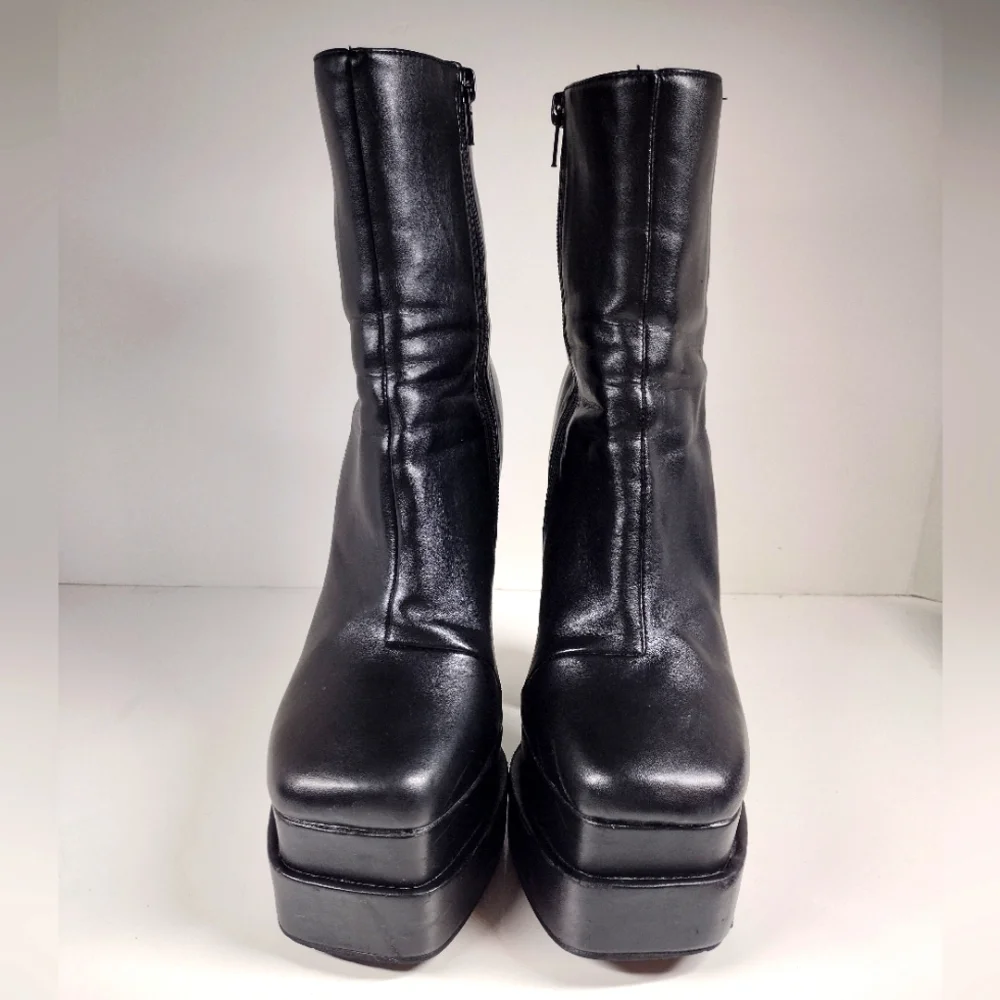 Boohoo Black Chunky High Platform Boots - Picture 3 of 15